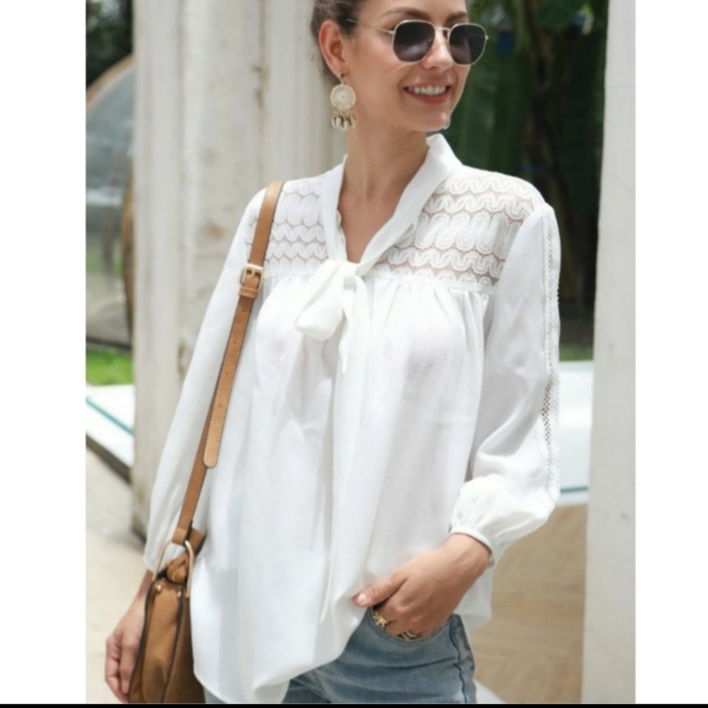 71923 LaceyNeck Tie Blouse